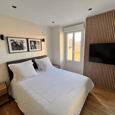Apartment Comme D'hotel *